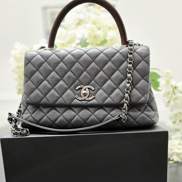 CHANEL Handbags - Chanel Coco Caviar Leather Quilted With Lizard Handle Gray Shoulder Bag Medium